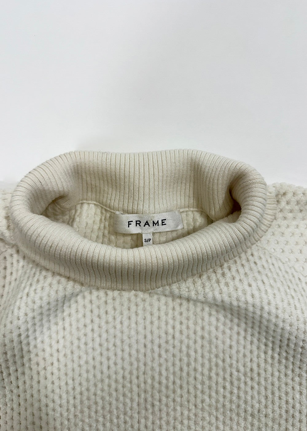 Textured Knit Turtleneck Sweater / Size S