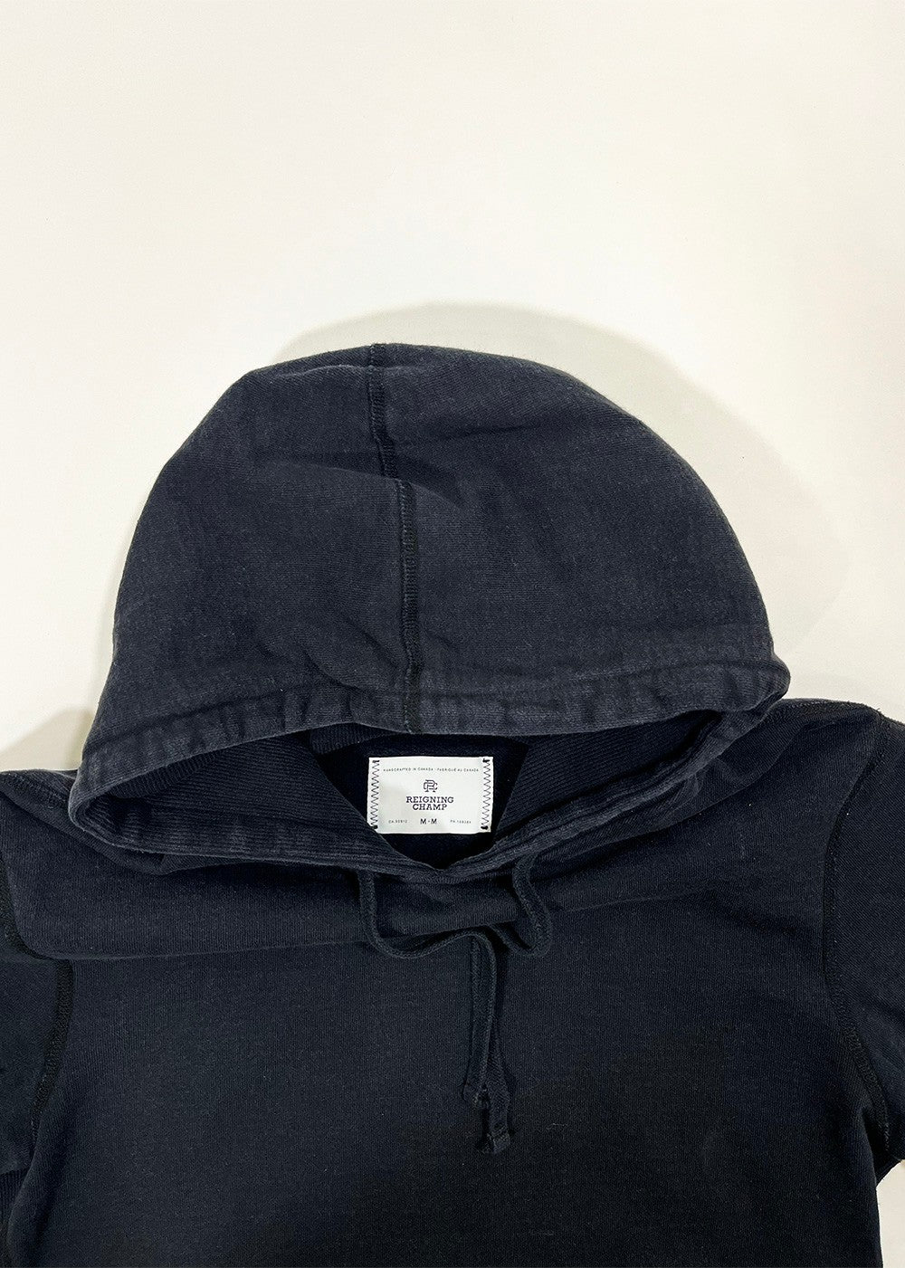 Black Pullover Hoodie / Size M